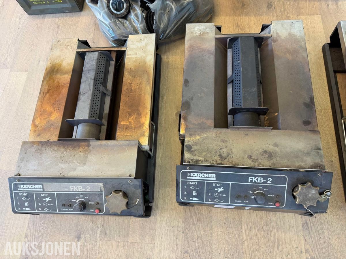4x Kärcher FKB-2 fyringsenheter + diverse militært utstyr