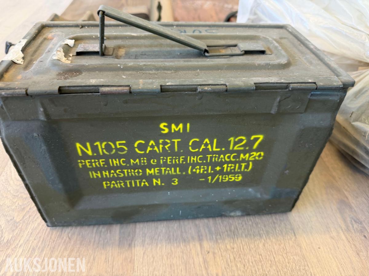 4x Kärcher FKB-2 fyringsenheter + diverse militært utstyr