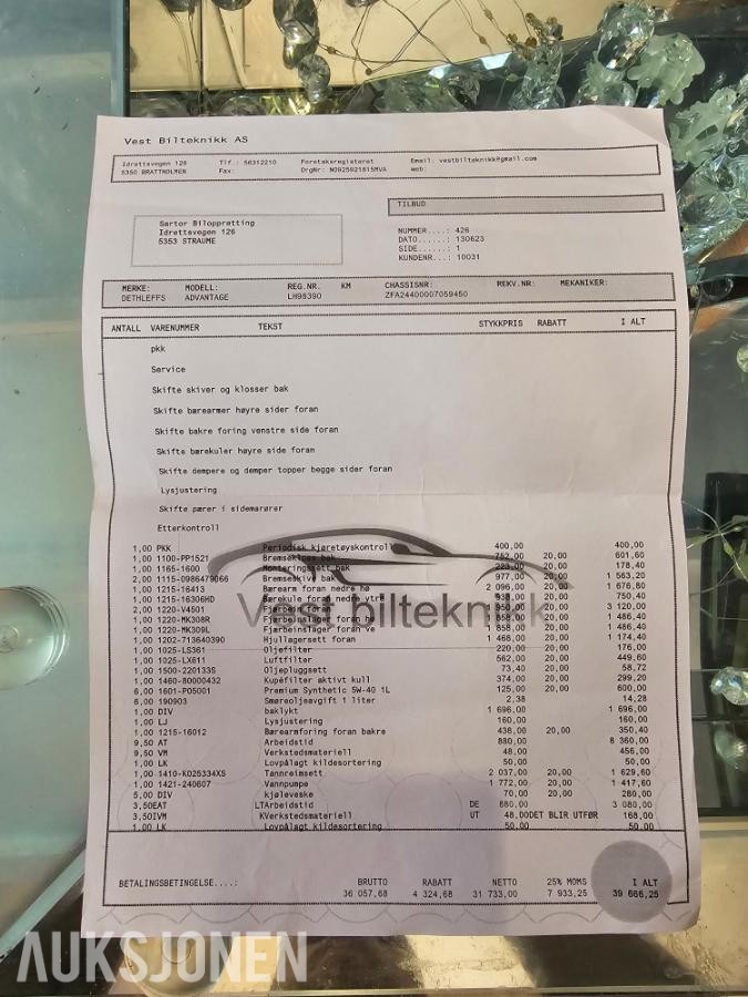 2002 Dethleffs Campingbil 6 sitteplasser 6 soveplasser støtteben