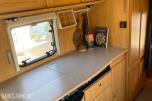 2002 Dethleffs Campingbil 6 sitteplasser 6 soveplasser støtteben