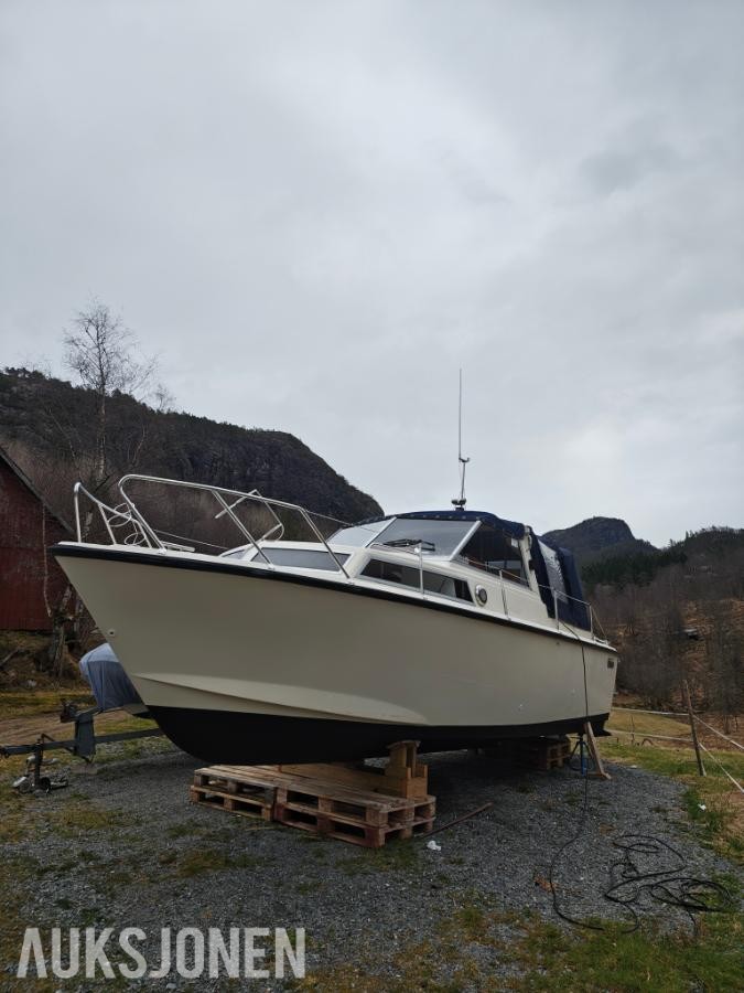 1983 Nimbus 800 Turbo båt med volvo penta 130hk