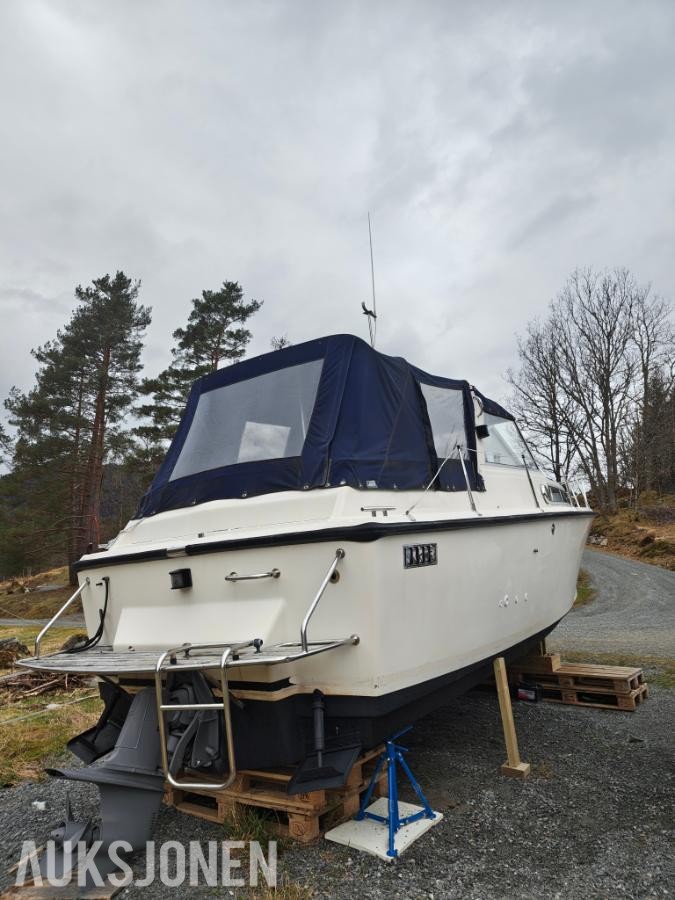 1983 Nimbus 800 Turbo båt med volvo penta 130hk