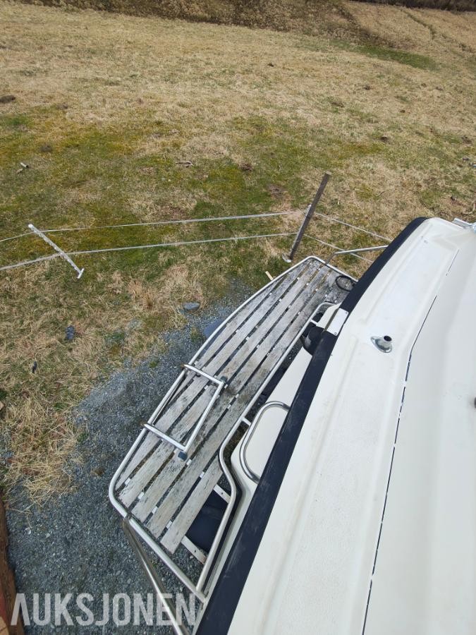 1983 Nimbus 800 Turbo båt med volvo penta 130hk