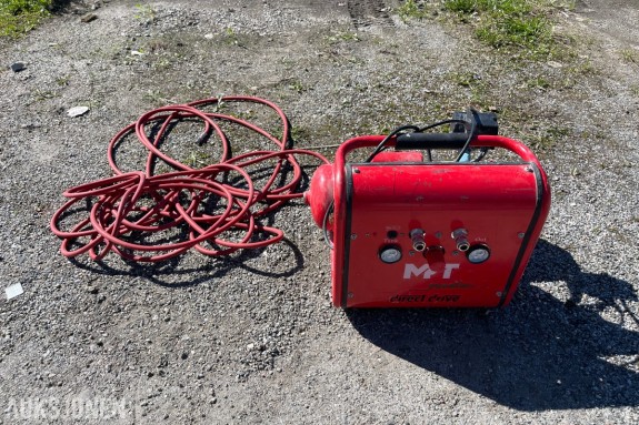 Luftkompressor 230V med slange – kompakt modell