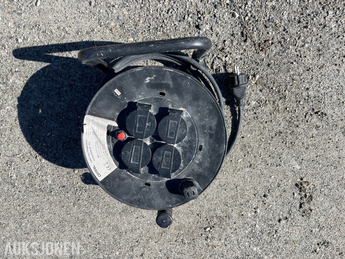 Kabeltromler – 5 stk med kabler