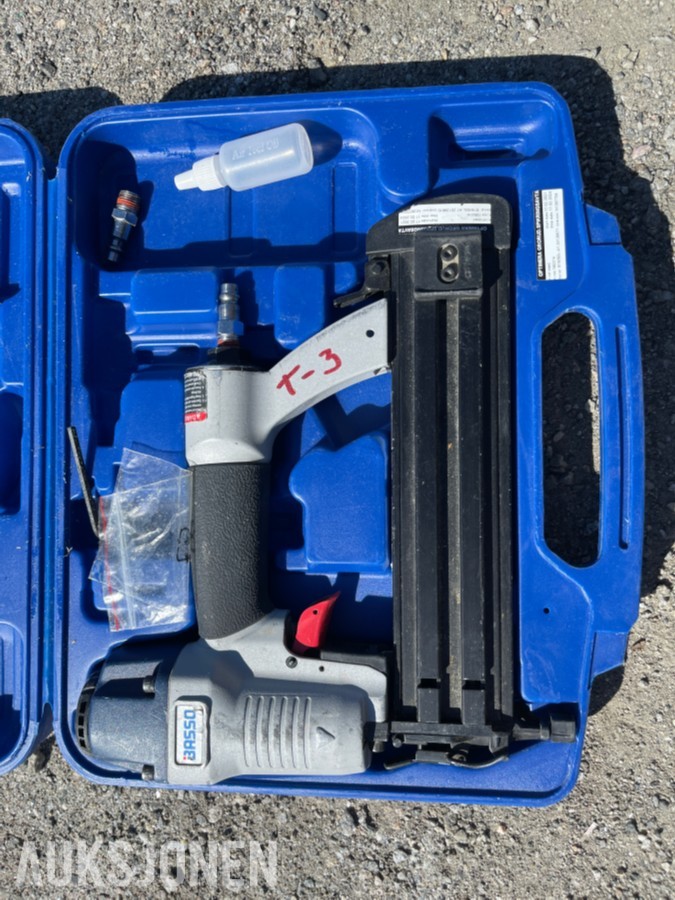 3 stk spikerpistoler / dykkertpistoler i koffert