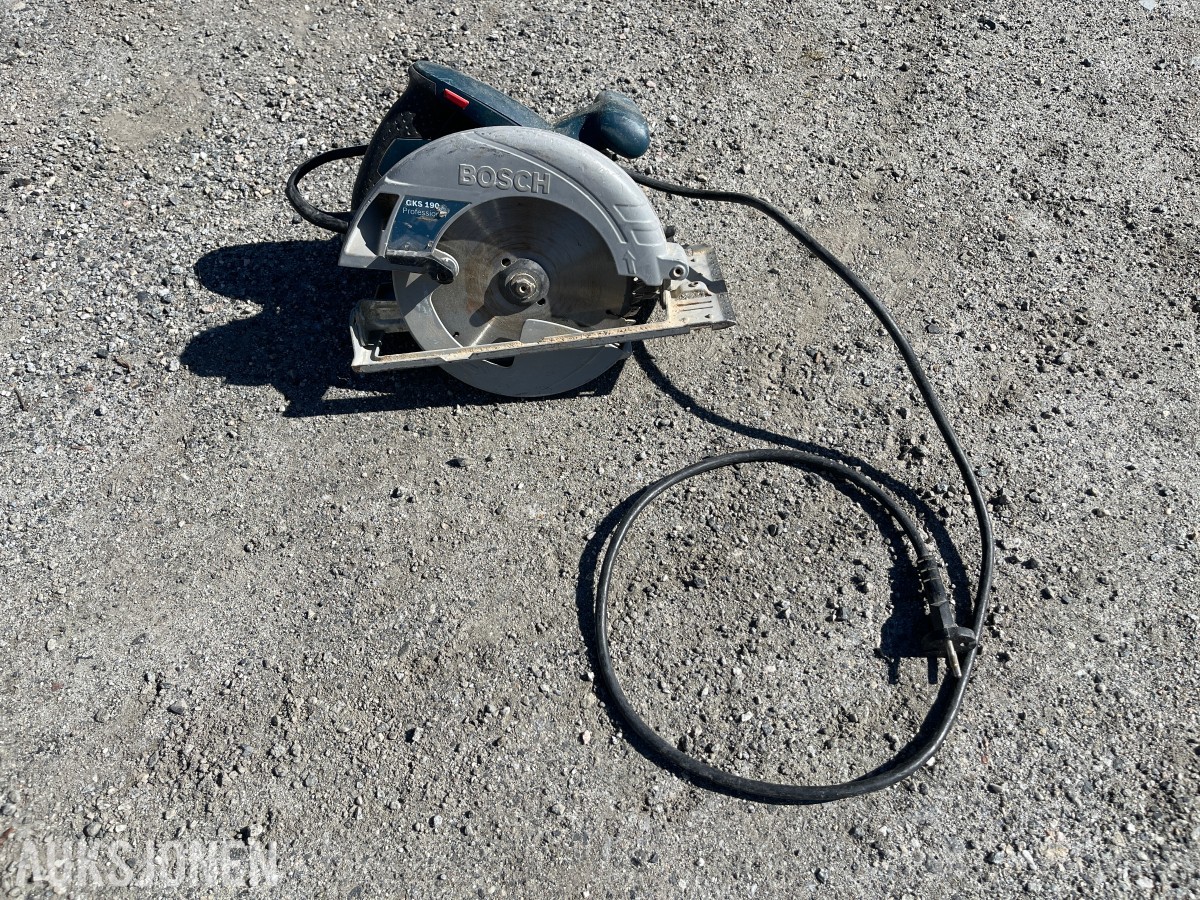 Stor verktøypakke – Bosch, DeWalt, Nilfisk m.m.