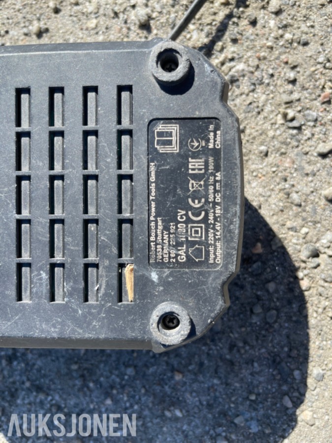 Stor verktøypakke – Bosch, DeWalt, Nilfisk m.m.