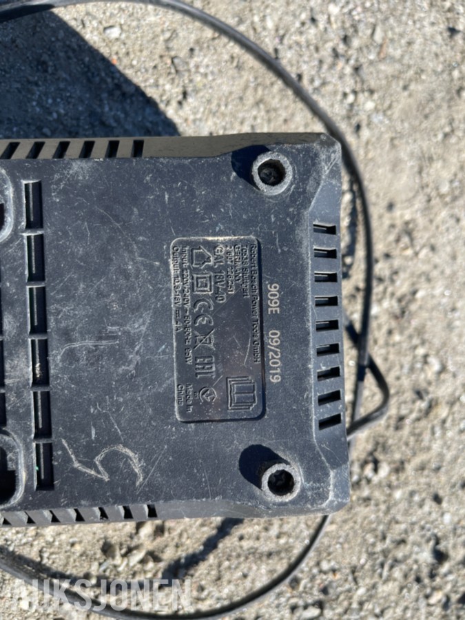 Stor verktøypakke – Bosch, DeWalt, Nilfisk m.m.