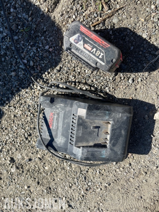 Stor verktøypakke – Bosch, DeWalt, Nilfisk m.m.