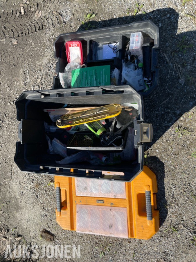 Stor verktøypakke – Bosch, DeWalt, Nilfisk m.m.