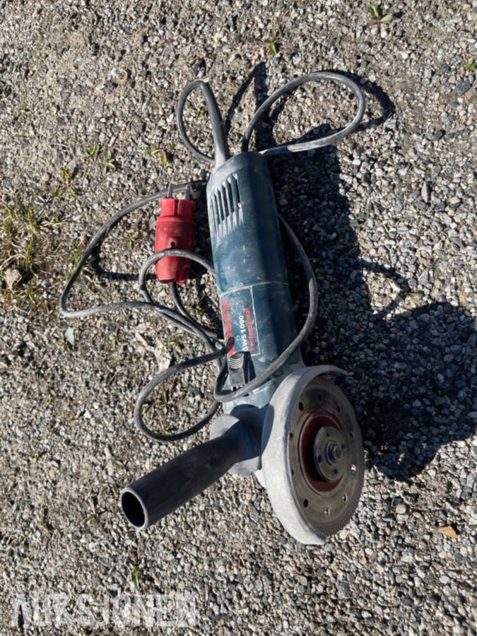 Stor verktøypakke – Bosch, DeWalt, Nilfisk m.m.