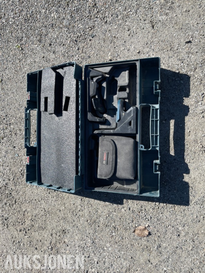 Stor verktøypakke – Bosch, DeWalt, Nilfisk m.m.