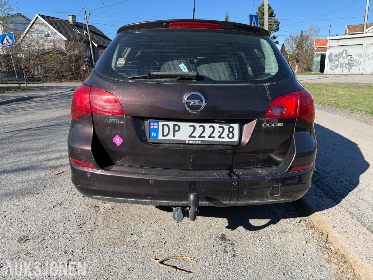 2013 Opel ASTRA 1.7-110 D, multiratt, tilh.feste, s+v hjul