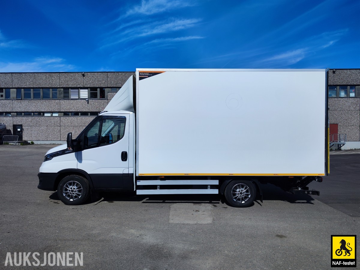2024 Iveco Daily 156HK AUT SKAPBIL HENGERFESTE BAKLØFTER VARMER CRUISE 