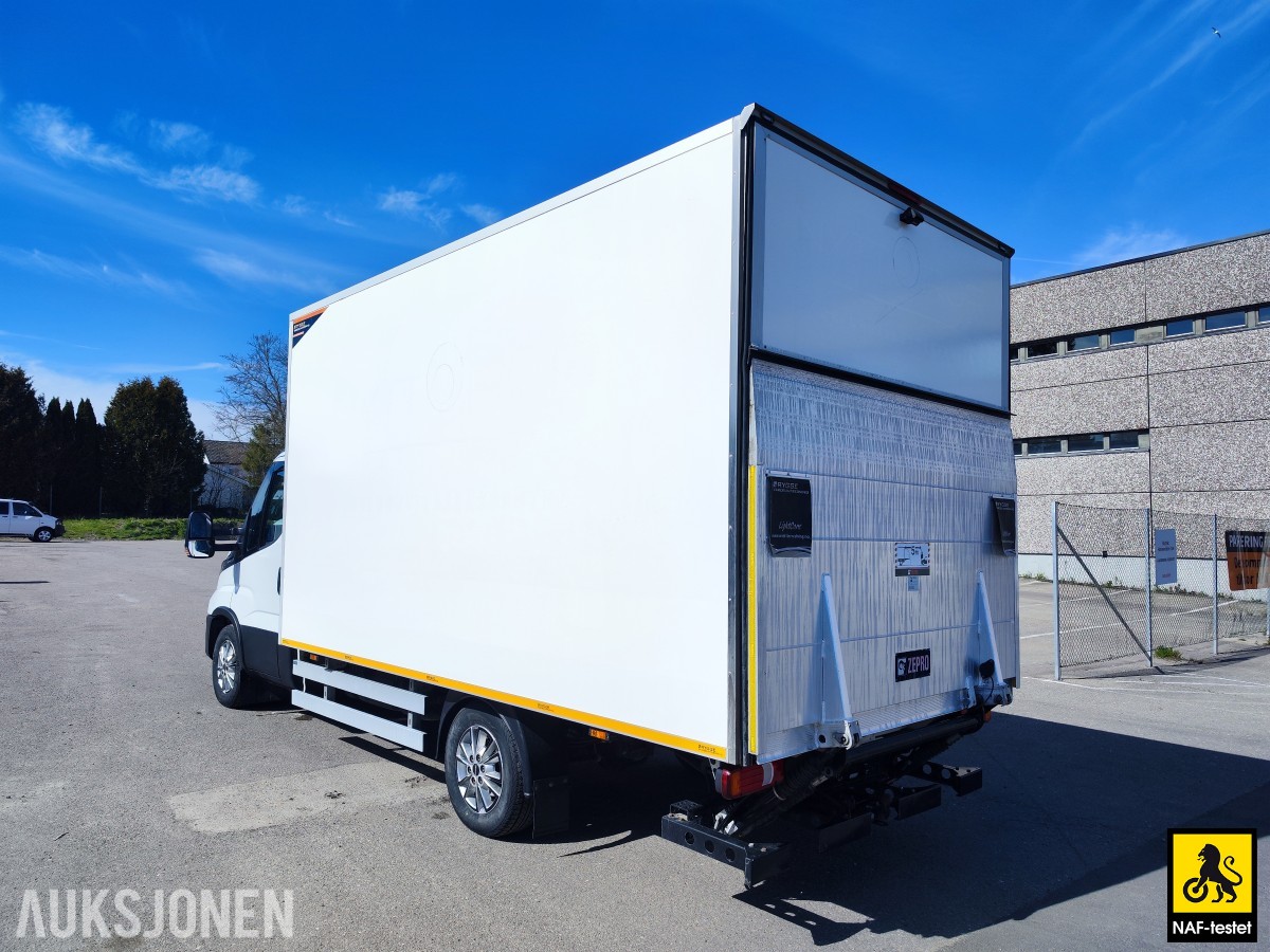 2024 Iveco Daily 156HK AUT SKAPBIL HENGERFESTE BAKLØFTER VARMER CRUISE 