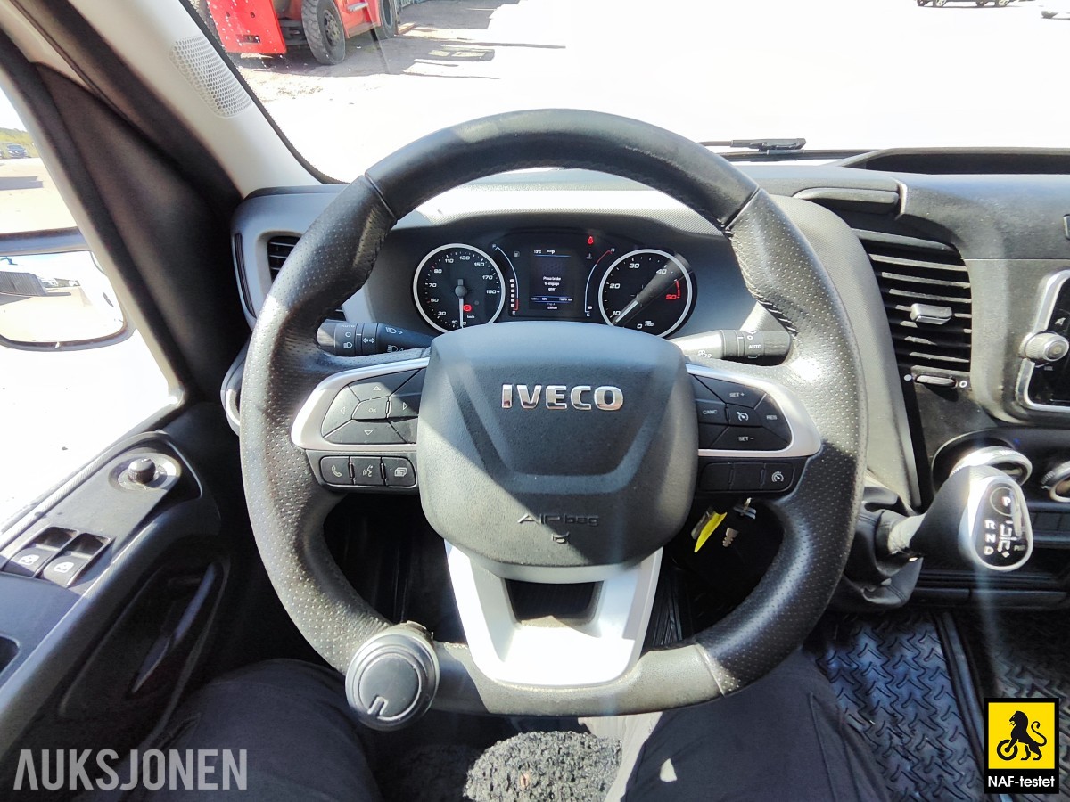 2024 Iveco Daily 156HK AUT SKAPBIL HENGERFESTE BAKLØFTER VARMER CRUISE 
