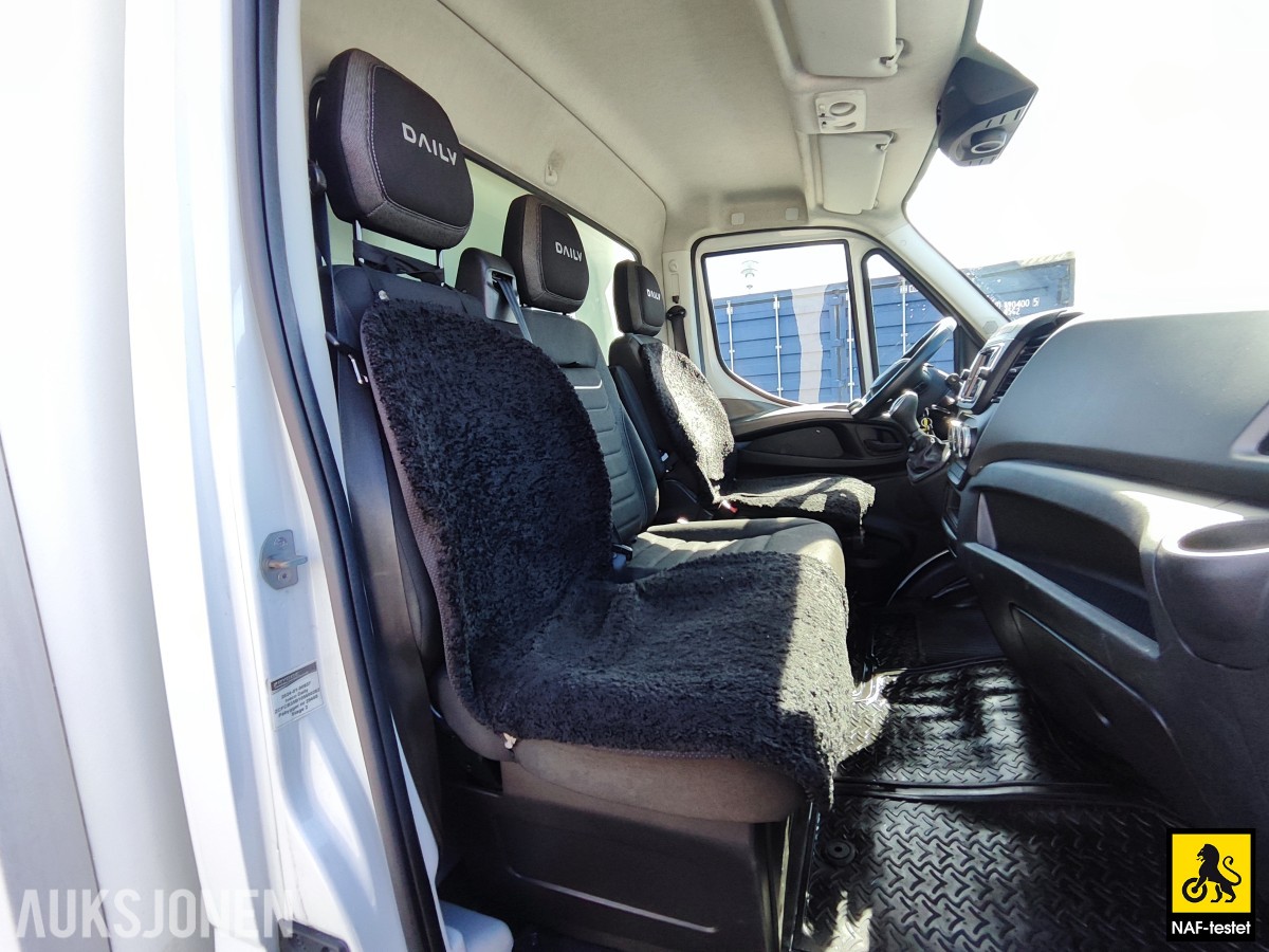 2024 Iveco Daily 156HK AUT SKAPBIL HENGERFESTE BAKLØFTER VARMER CRUISE 