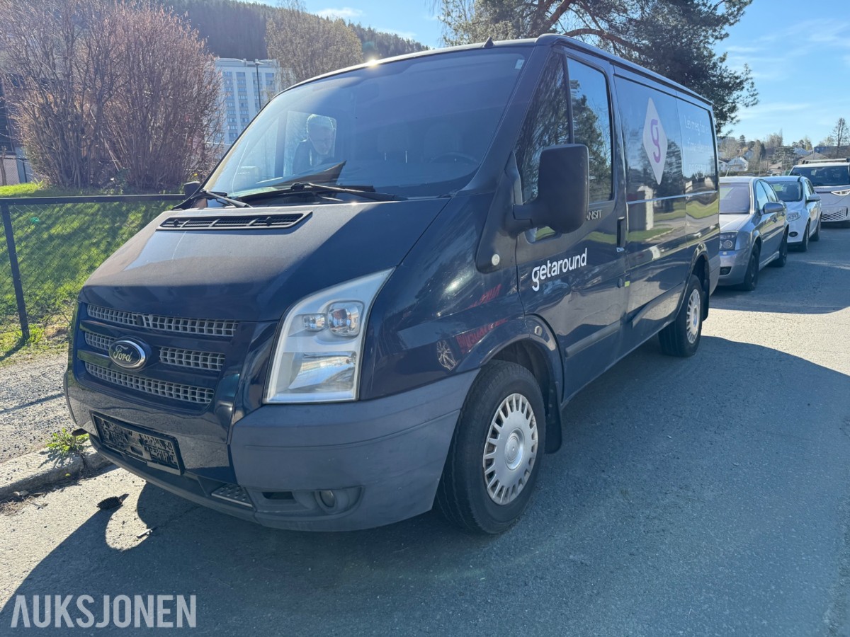 2011 Ford TRANSIT 2.2-101 D varebil, 3-seter, dieselvarmer, s+v hjul