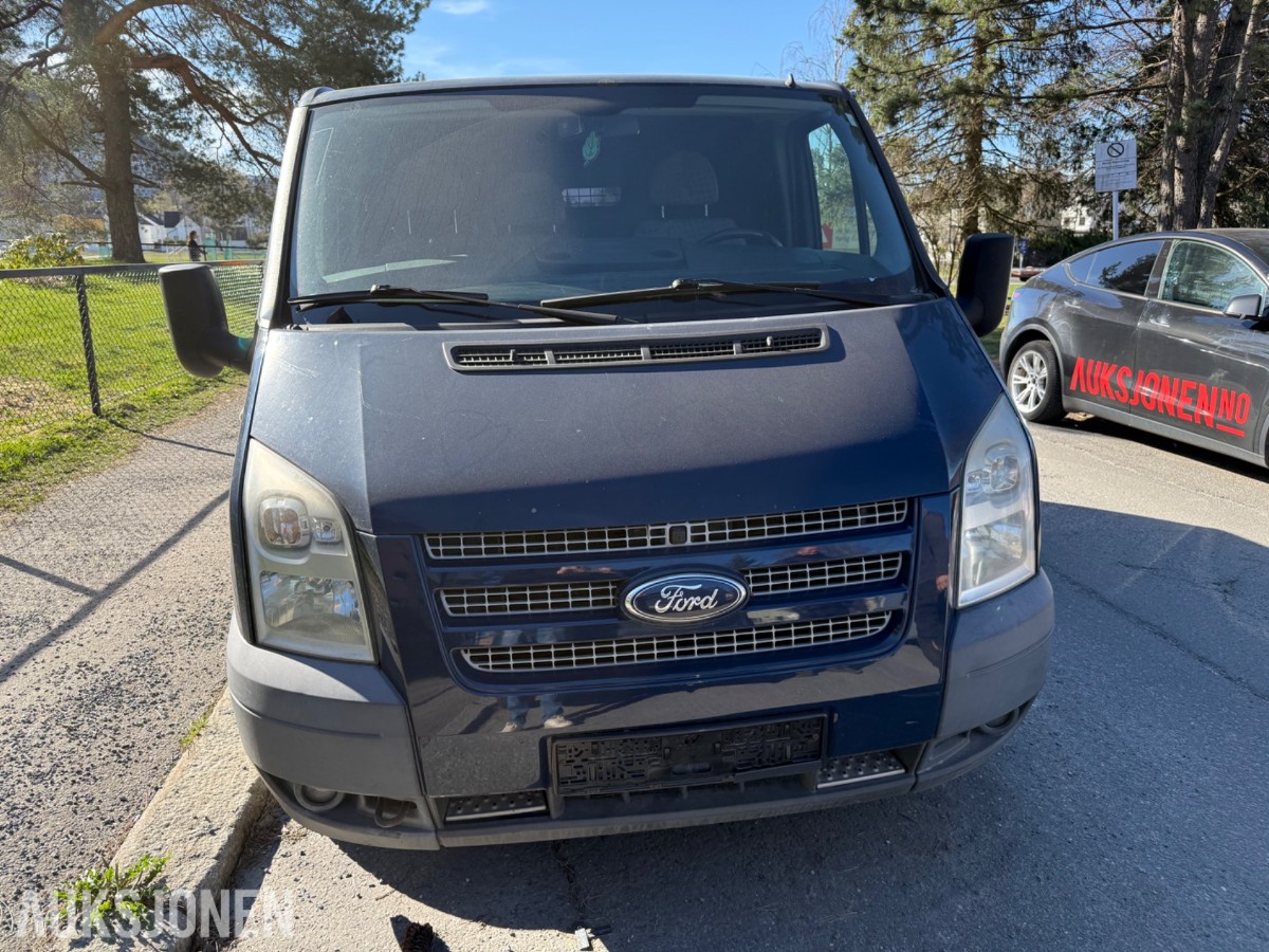 2011 Ford TRANSIT 2.2-101 D varebil, 3-seter, dieselvarmer, s+v hjul