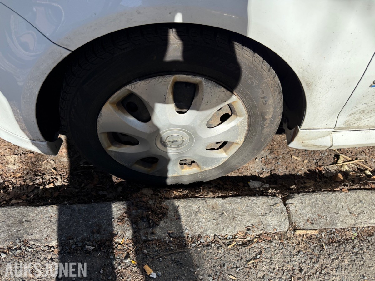 2013 Opel CORSA 1.2-69, Ecoflex, manuell, EU2027, multifunksjonsratt, RADIO