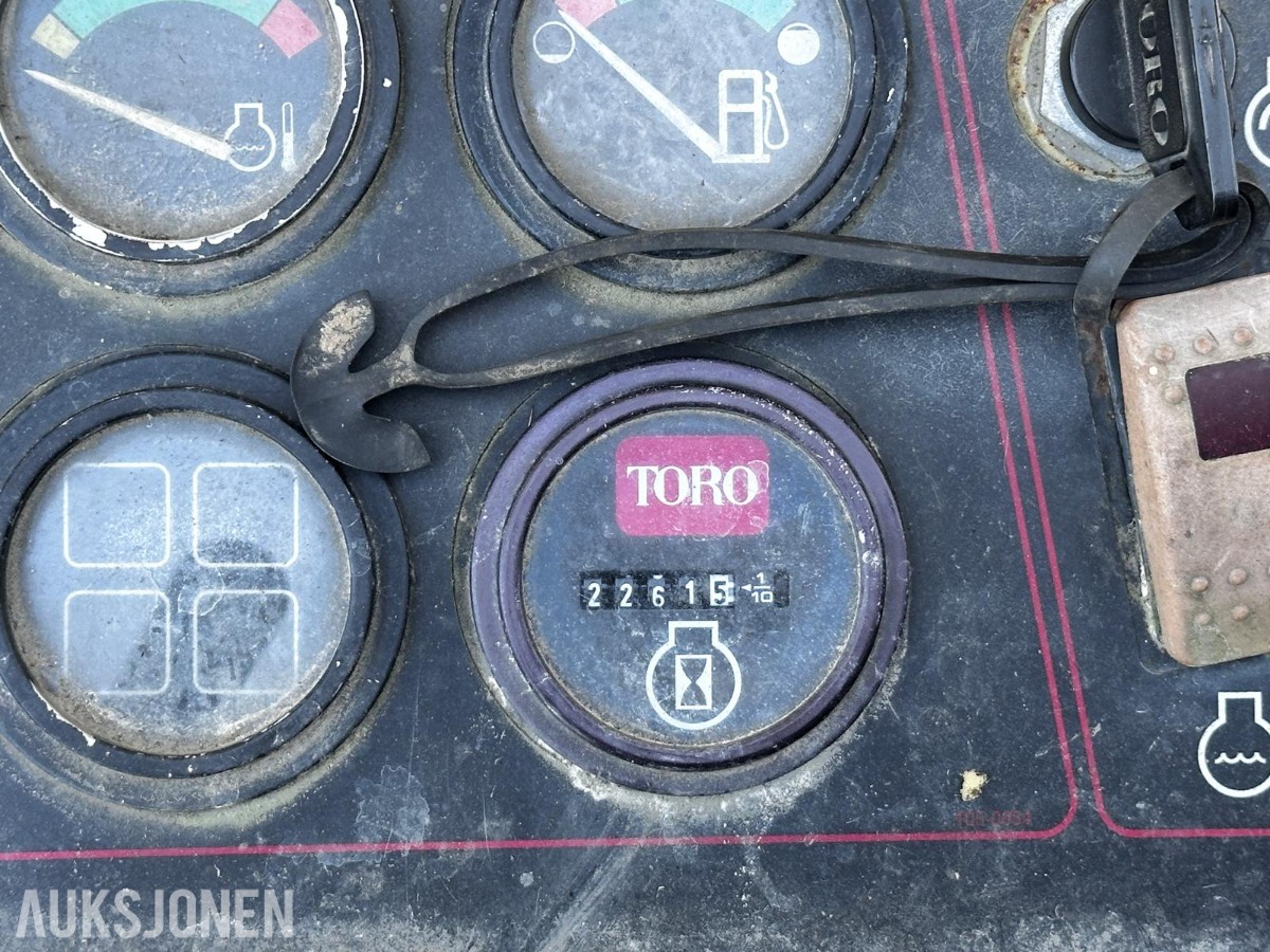 Toro Groundsmaster 228D gressklipper – 4WD – ca. 2260 timer – reparasjonsobjekt