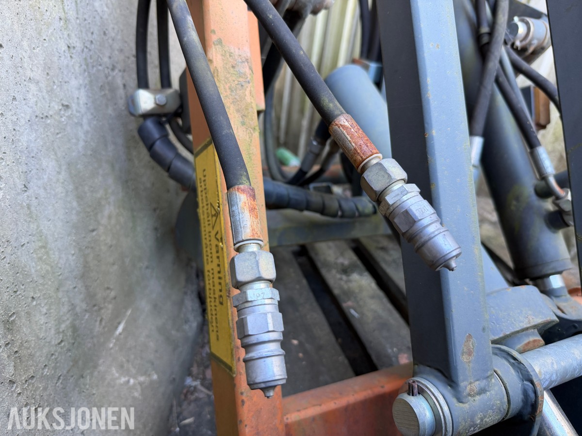 Golchert Maschinenbau frontlaster med pallegafler/ skuffe