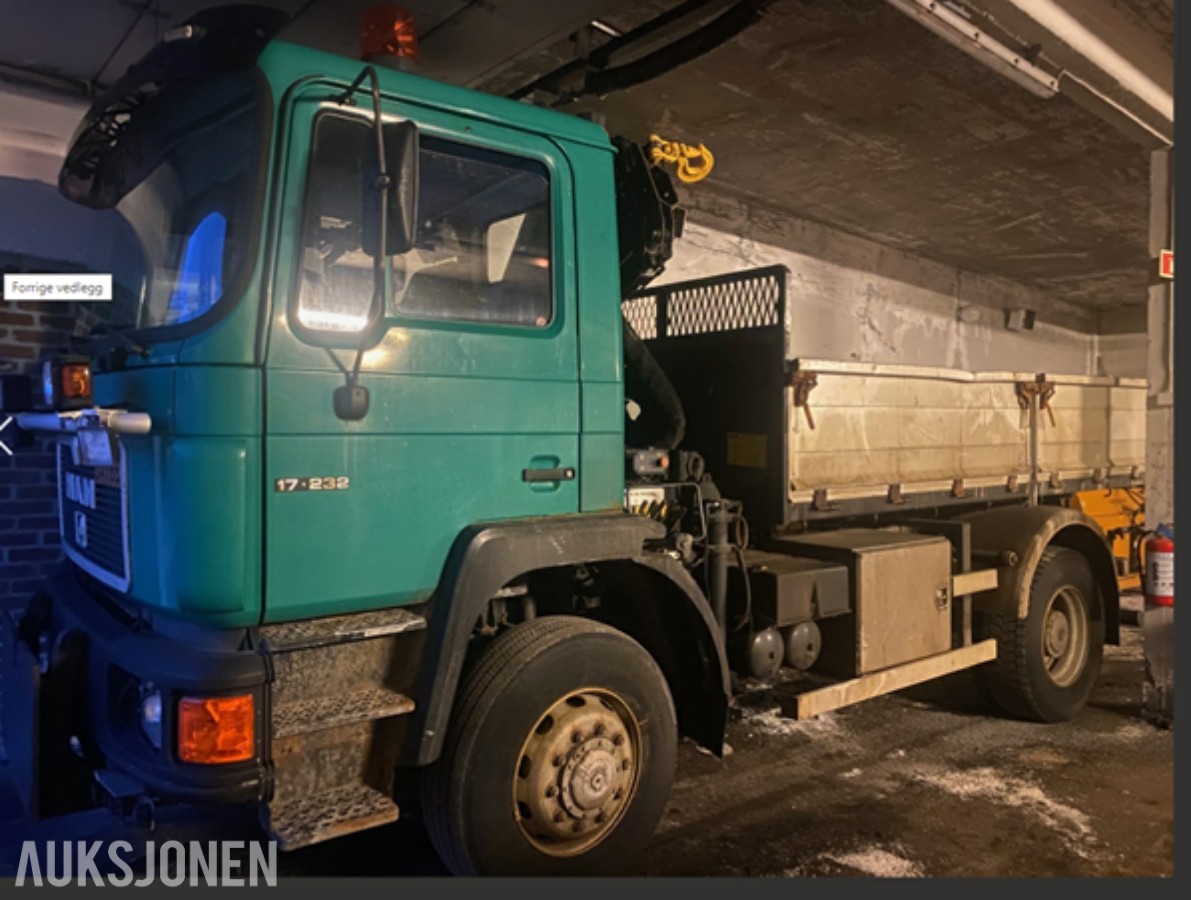 1996 MAN Lastebil med Hiab kran