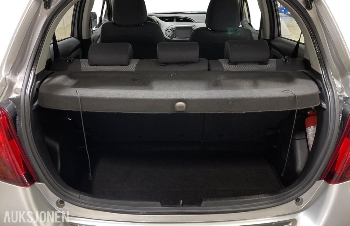 2015 Toyota Yaris, 1,5 Hybrid Active e-CVT Historikk, 166789km