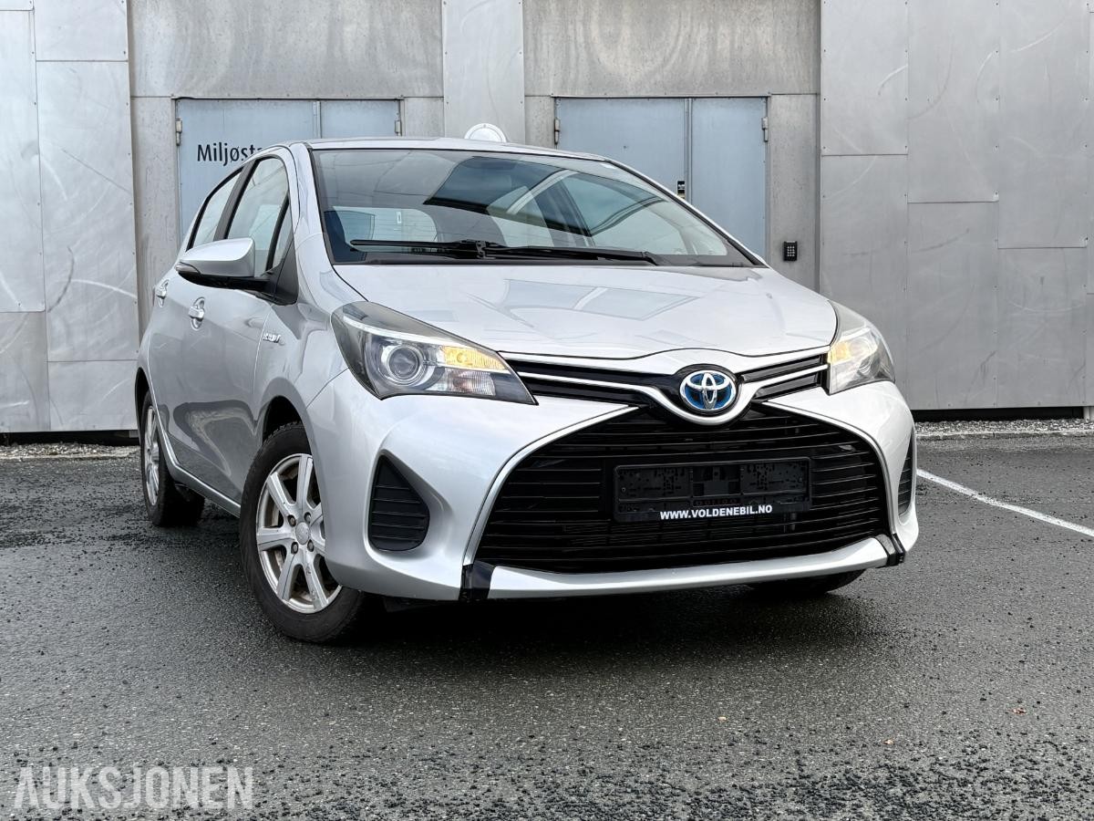 2015 Toyota Yaris, 1,5 Hybrid Active e-CVT Historikk, 166789km