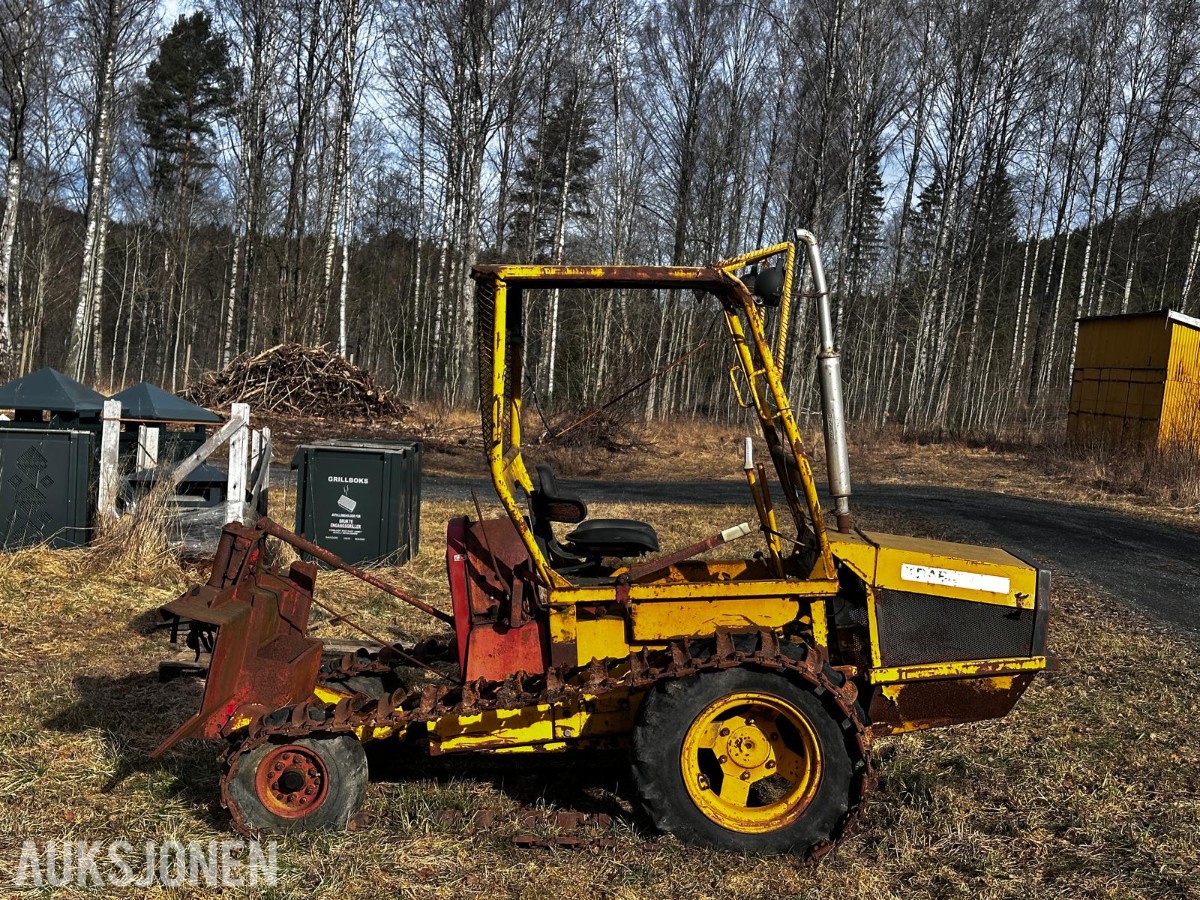 Krabat 232 beltegående skogsmaskin – prosjekt / reparasjonsobjekt