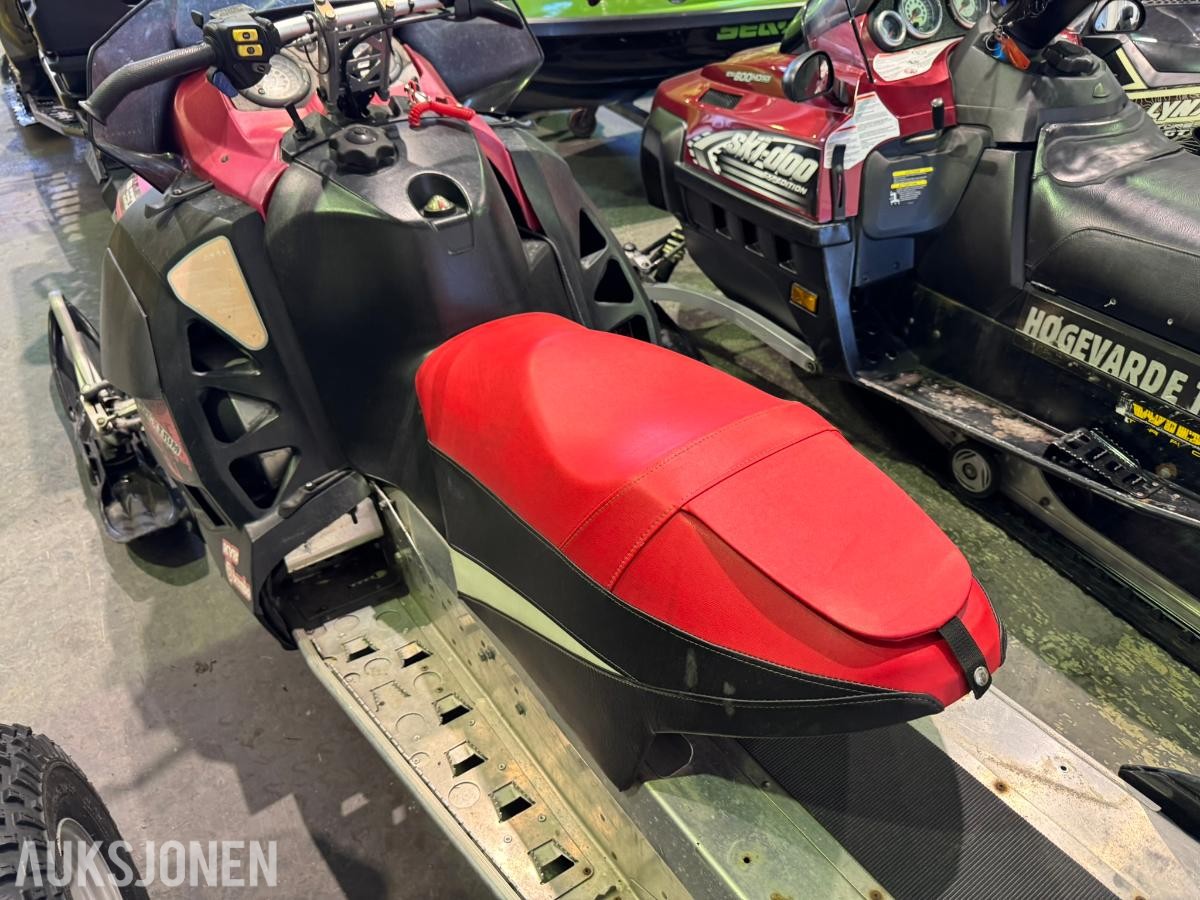 2008 Lynx X-trim 550F snøscooter / langt belte 