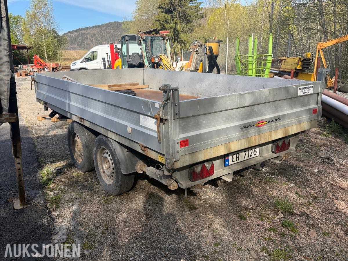 BÖCKMANN Tipphenger med 2464 kg nyttelast