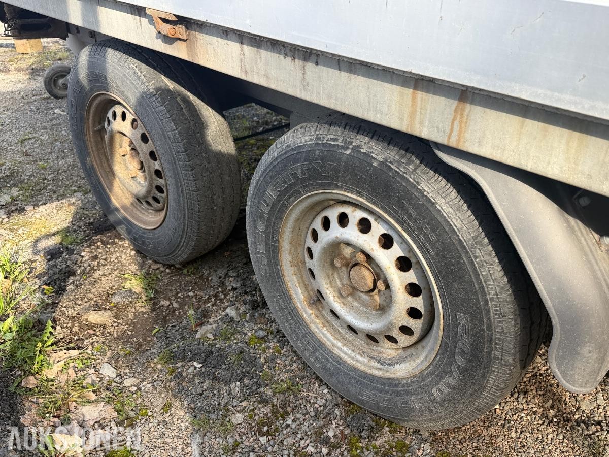 BÖCKMANN Tipphenger med 2464 kg nyttelast