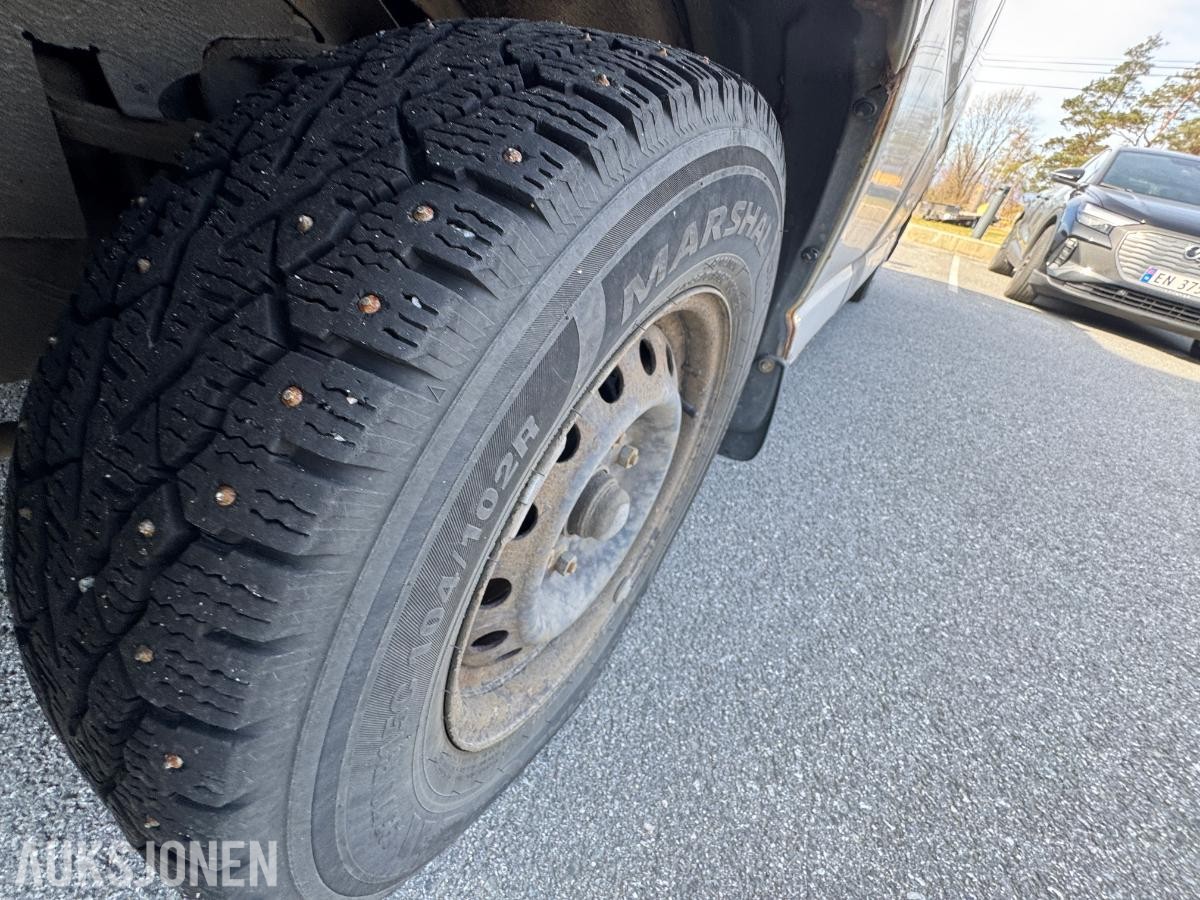 2002 Toyota HiAce 2.5 D – S/V Dekk - Km: 247 724