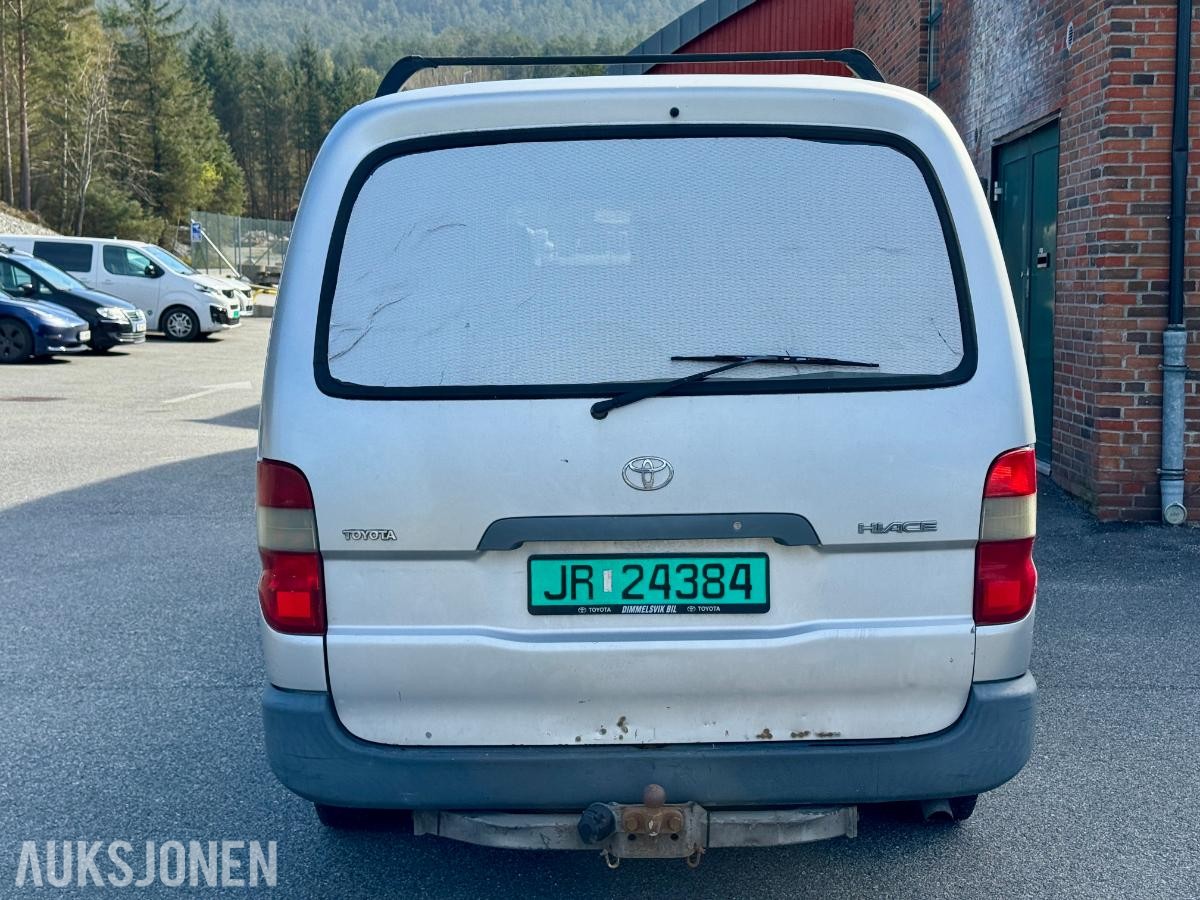 2002 Toyota HiAce 2.5 D – S/V Dekk - Km: 247 724