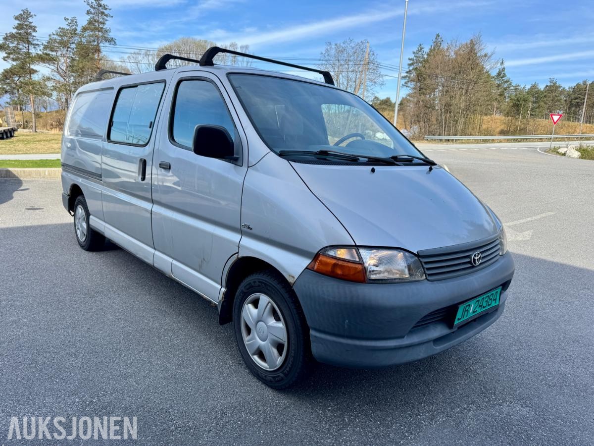 2002 Toyota HiAce 2.5 D – S/V Dekk - Km: 247 724