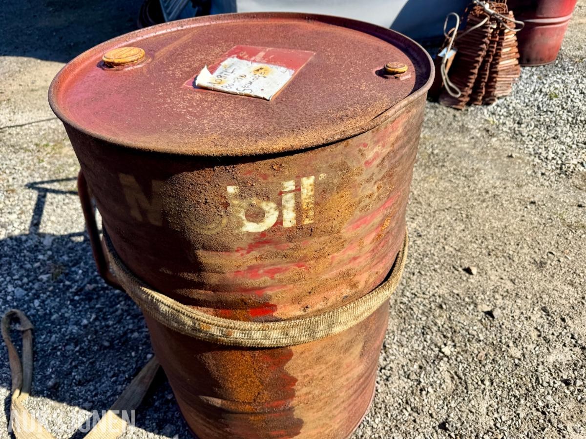 Mobil Girolje 200 L – Industrielt stålfat for verksted og lager