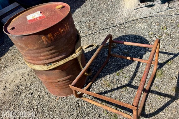 Mobil Girolje 200 L – Industrielt stålfat for verksted og lager