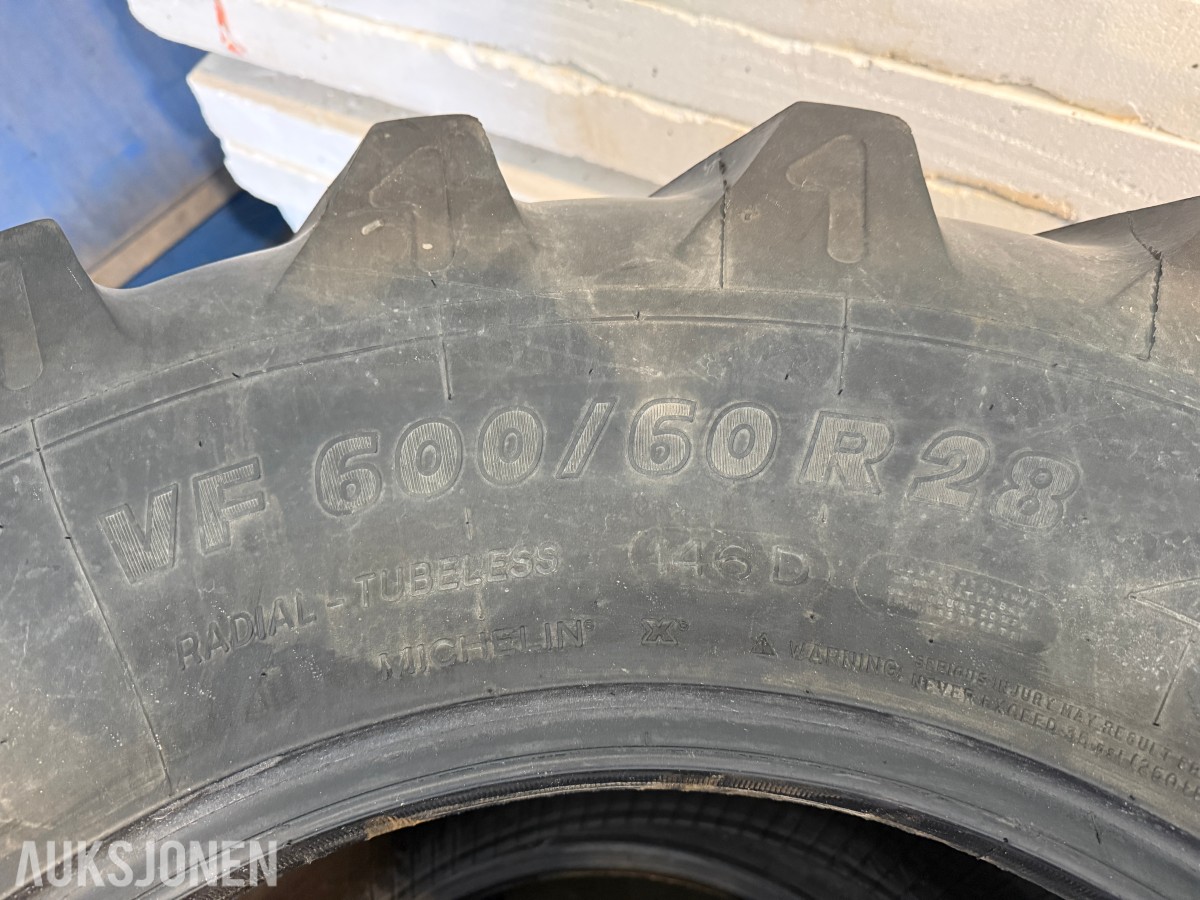 2 stk Michelin VF 600/60R28 traktordekk