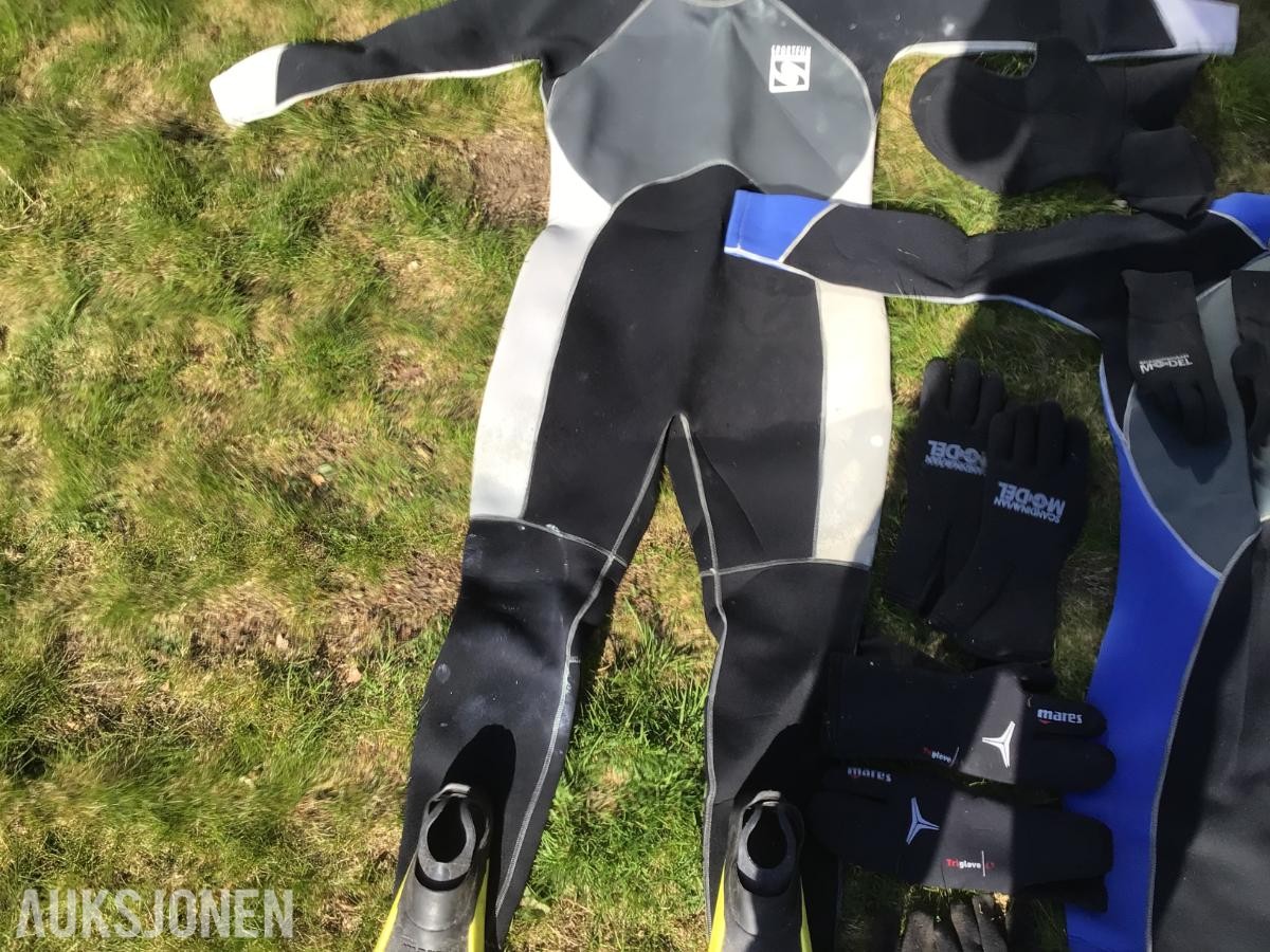 Various swimming/diving equipment Wet suits XL & L
