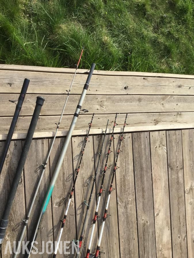 Diverse fiskeutstyr – sneller, stenger, pilker og sluker