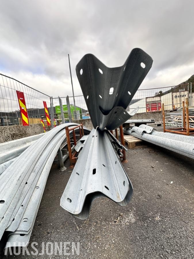 Autovern / stålrekkverk – komplett med festemateriell