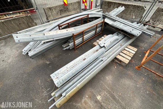 Autovern / stålrekkverk – komplett med festemateriell