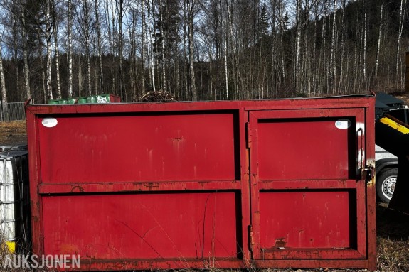 Stålcontainer / tankcontainer med pumpe – reparasjonsobjekt