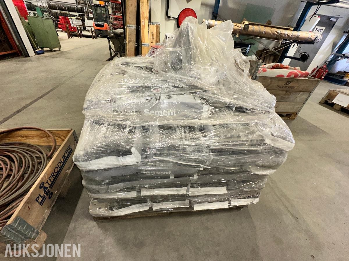 Pall med 20 kg sementsekker