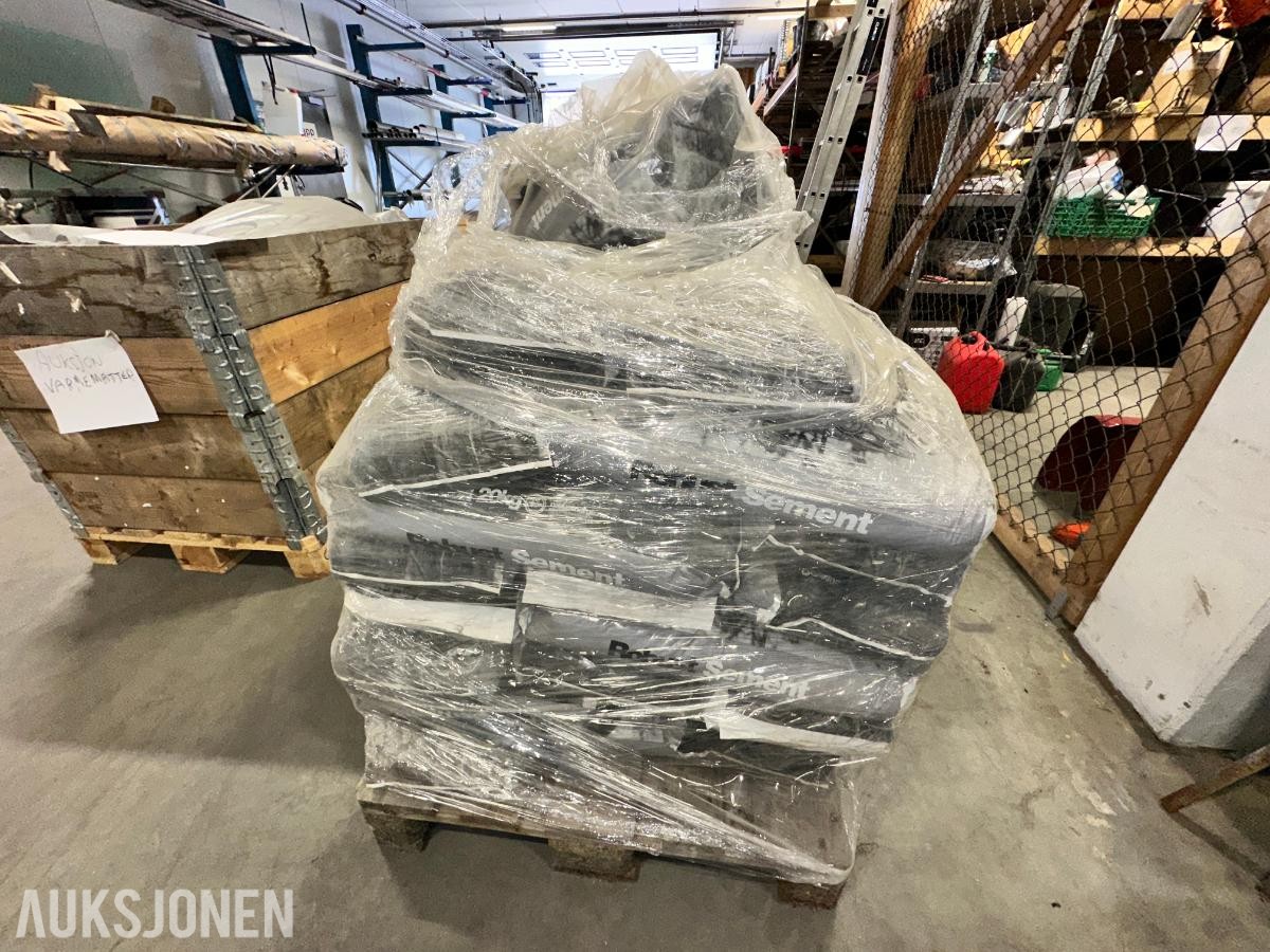 Pall med 20 kg sementsekker