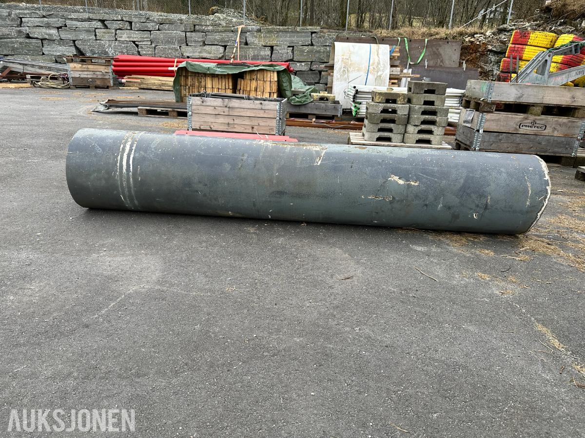 Stålrør Ø ca. 50 cm – lengde 2,8 m