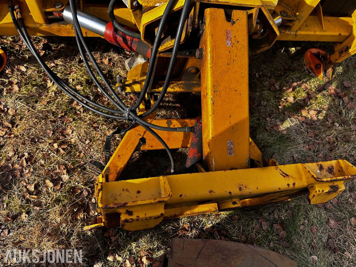 2002 Kahlbacher Praxos 270 hydraulisk snøplog