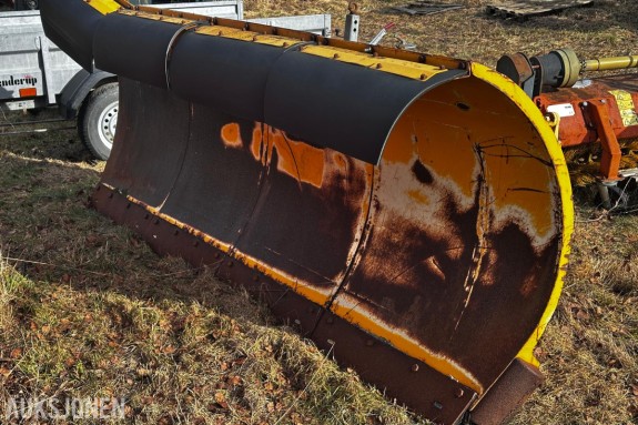 2002 Kahlbacher Praxos 270 hydraulisk snøplog